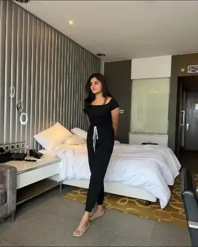 Nallagandla Call Girl Service