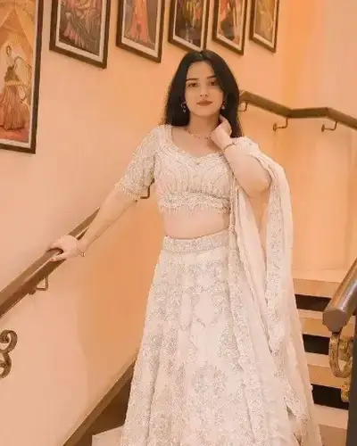 Escort Service In Nallagandla